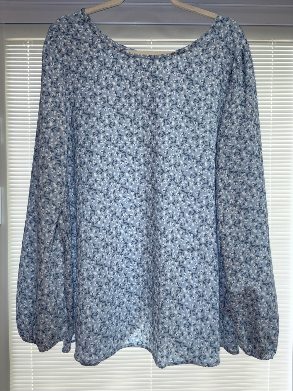 Light Blue Floral Long-Sleeve Women's Top